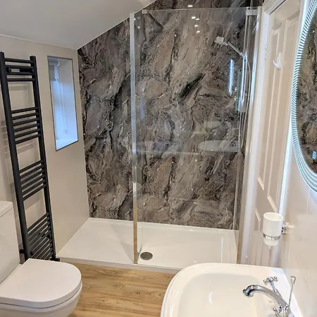 Two Chimneys Дом отдыха Кесвик