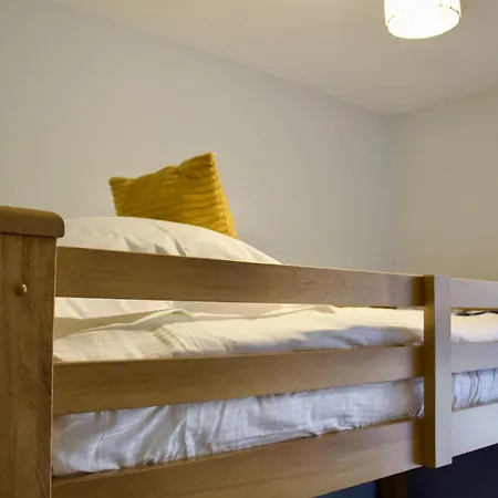 Two Chimneys Кесвик