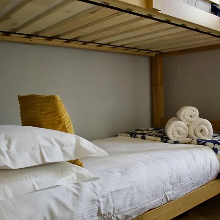 Дом отдыха Two Chimneys *