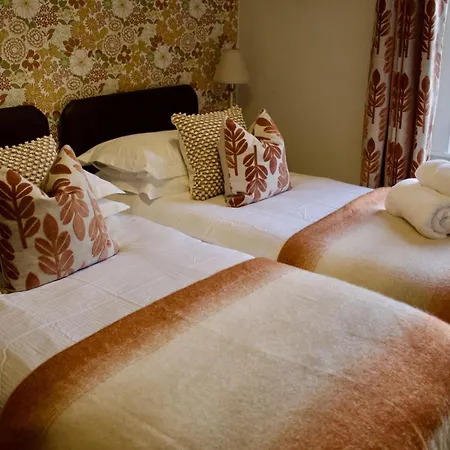 Two Chimneys Кесвик